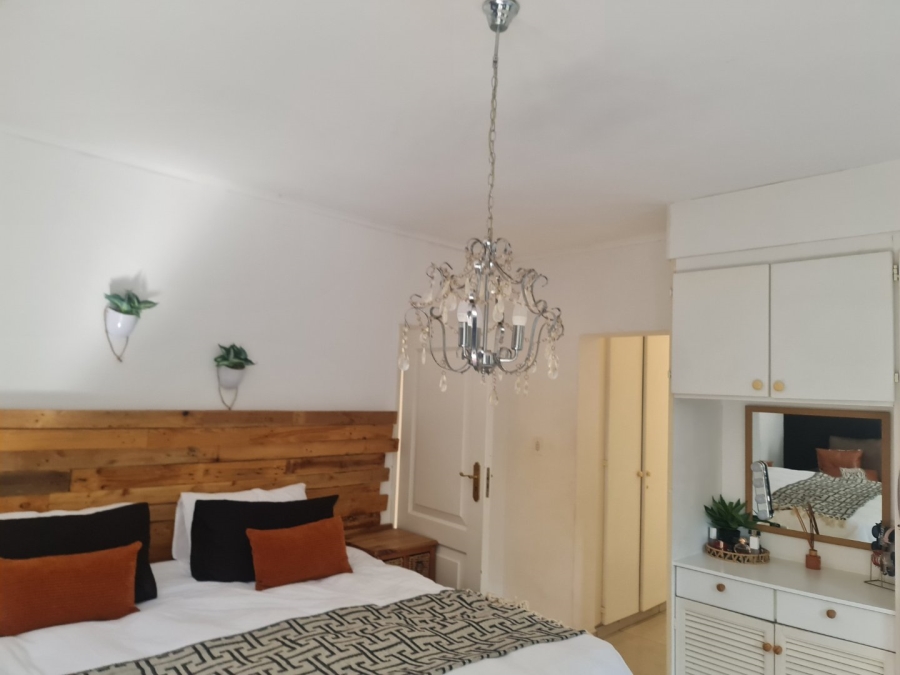 4 Bedroom Property for Sale in Safari Gardens North West